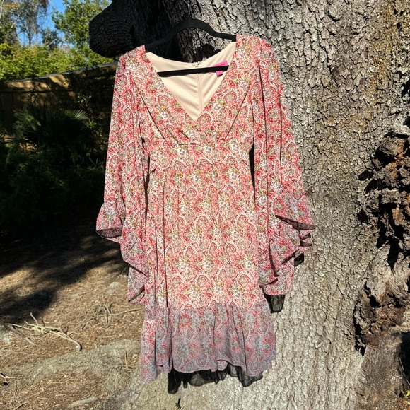 Betsey Johnson-Cream and coral bell sleeve boho dress with back tie.Size 8 - Picture 3 of 6